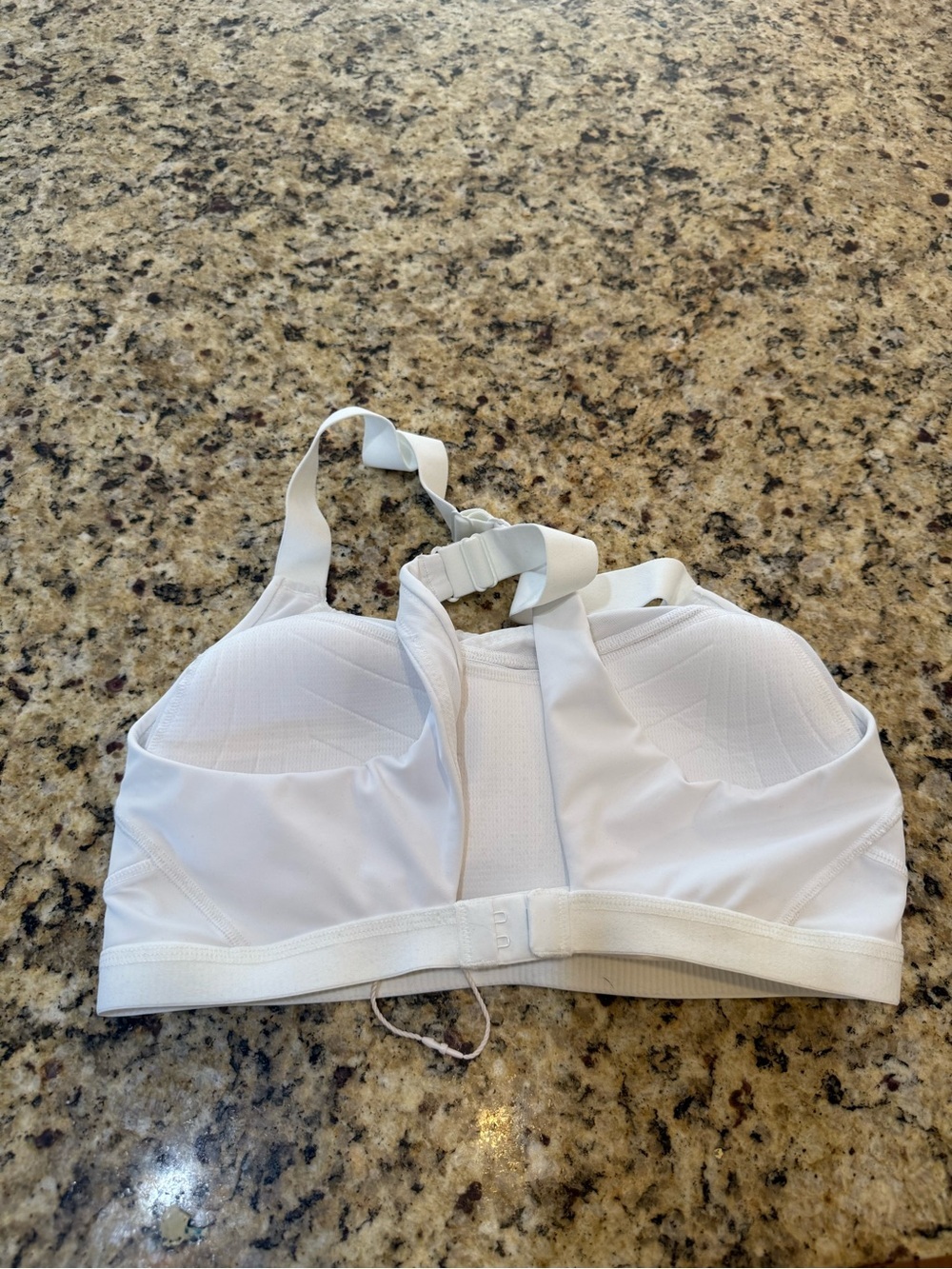 White Low Impact Sports Bra Wireless Comfort Yoga Pilates Bra - Picture 3 of 6